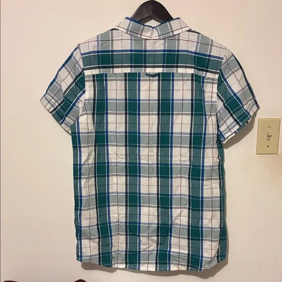 Bench Green and White Plaid Short-Sleeve Button-Down Shirt New with Tags - Picture 11 of 11